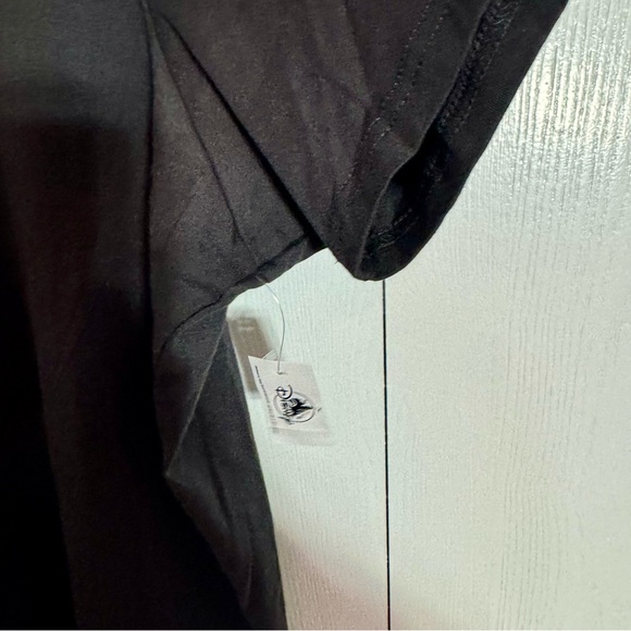 NWT. Disney Retro Oliver & Company Tee 3XL. Approx. 29”. Oliver & Company logo - Picture 9 of 14